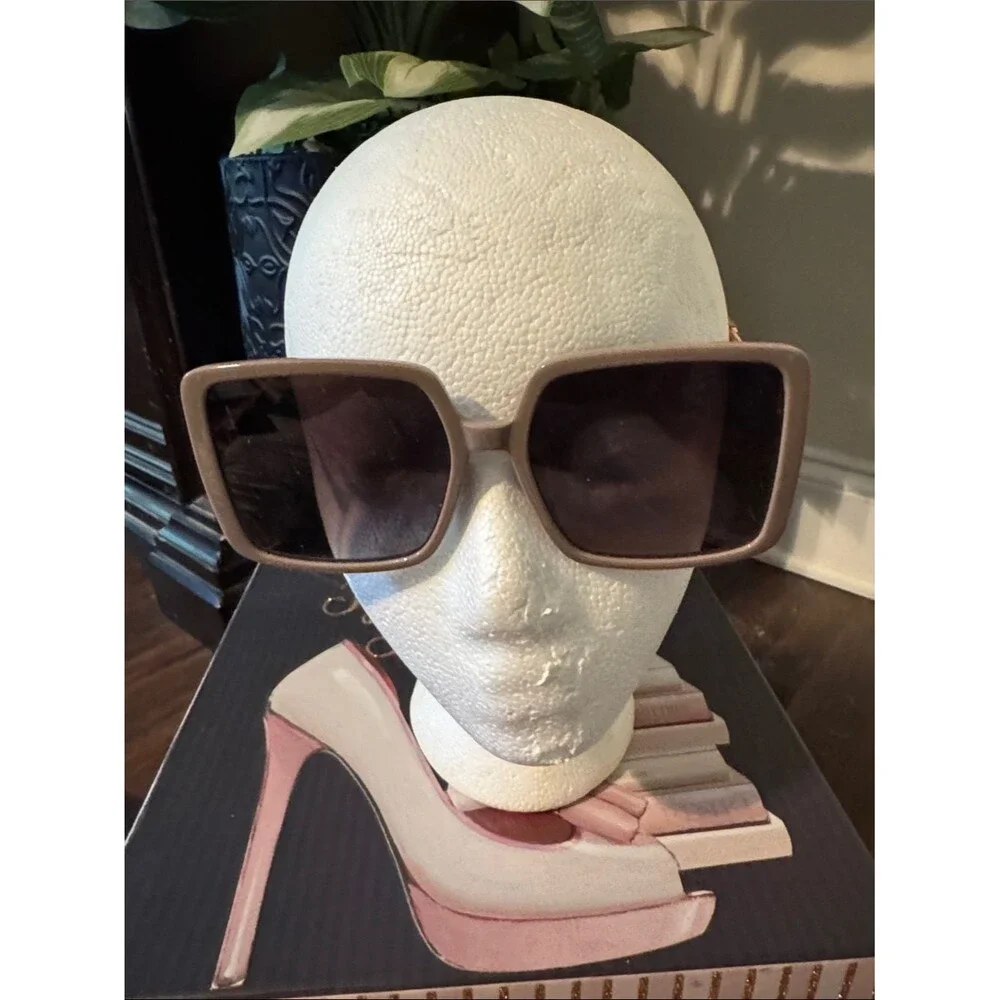Women's Oversized Square Sunglasses in Taupe